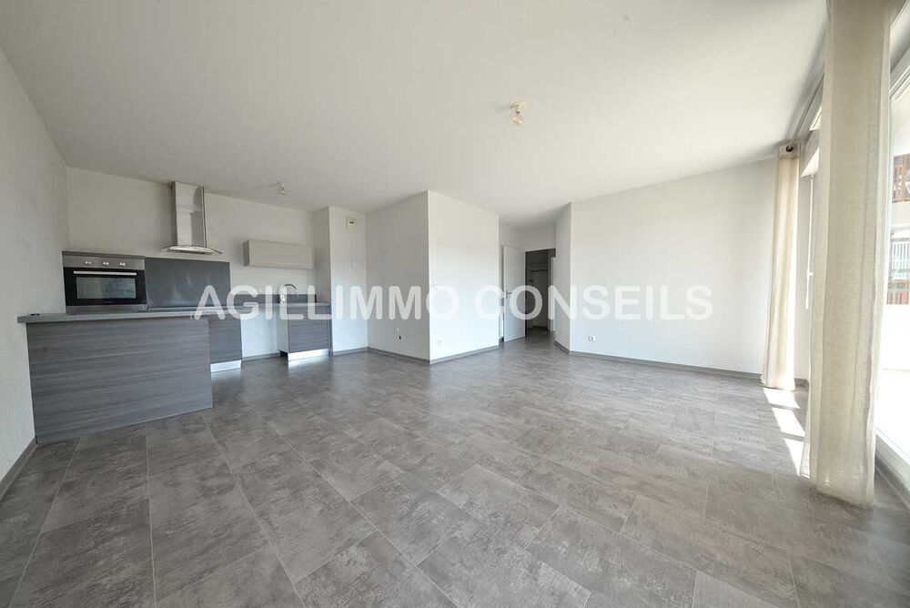 Appartement T3 avec terrasse, parking et garage