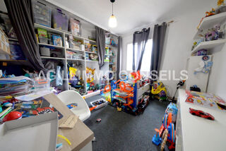  Villa à vendre 7 pièces 171 m²