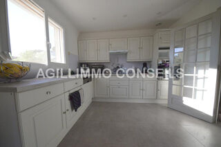  Villa à vendre 5 pièces 140 m²