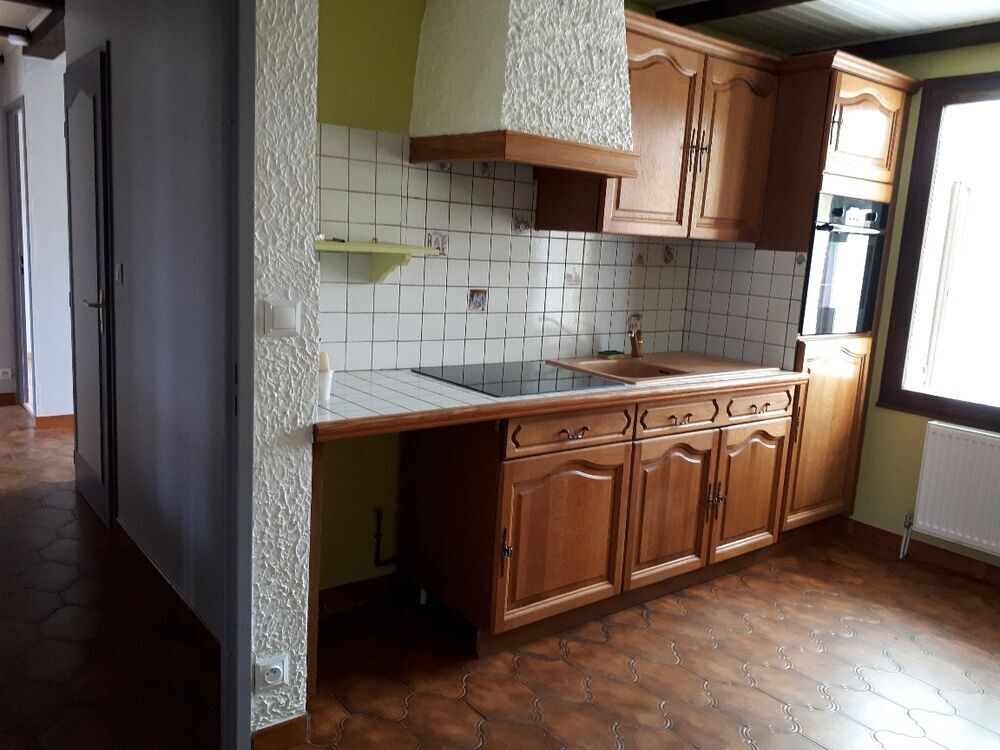 Location Maison Villa de plain-pied Burcin