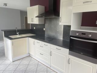  Appartement à louer 3 pièces 57 m²