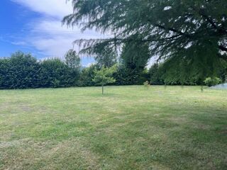  Terrain à vendre 615 m²