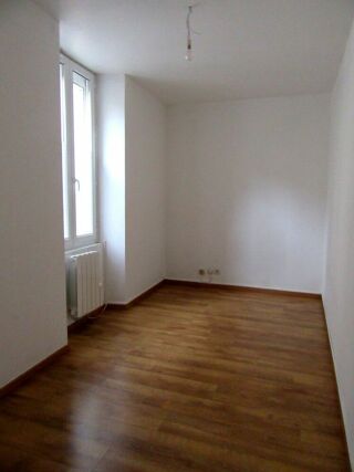  Appartement � louer 4 pi�ces 79 m�