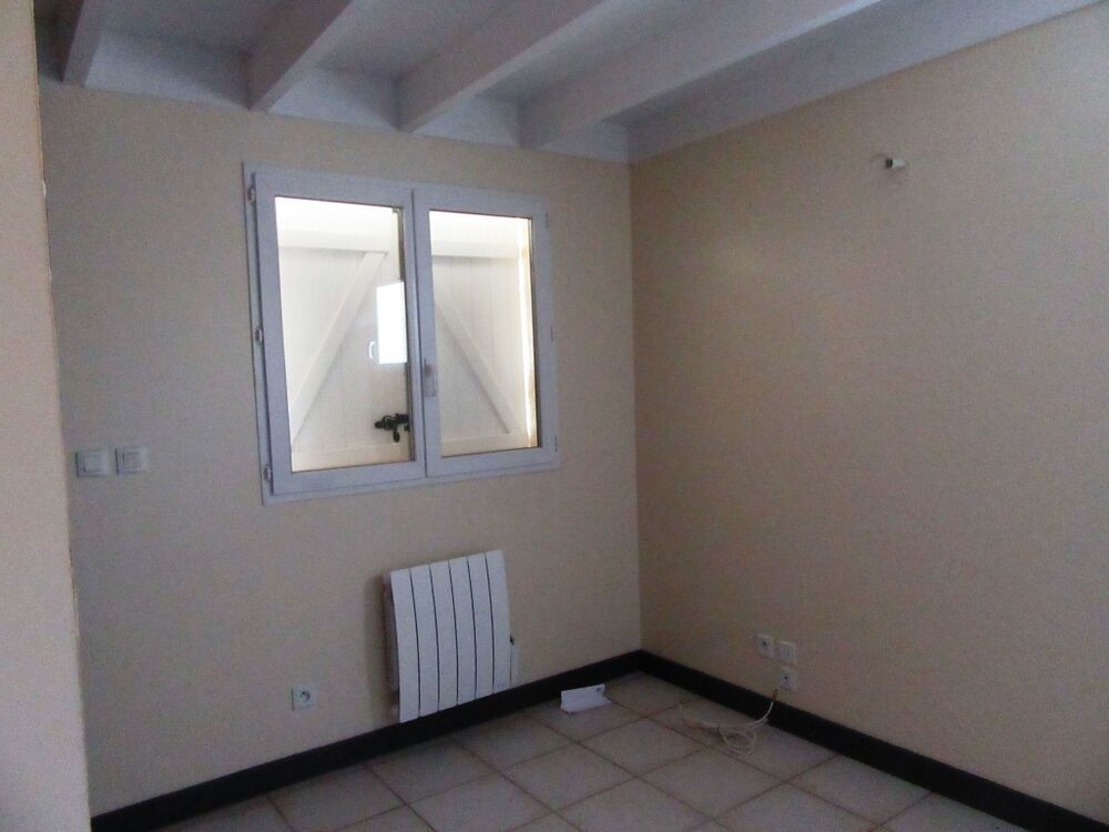 STUDIO 22mÂ² env.