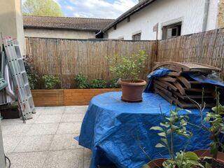  Appartement à louer 7 pièces 128 m²