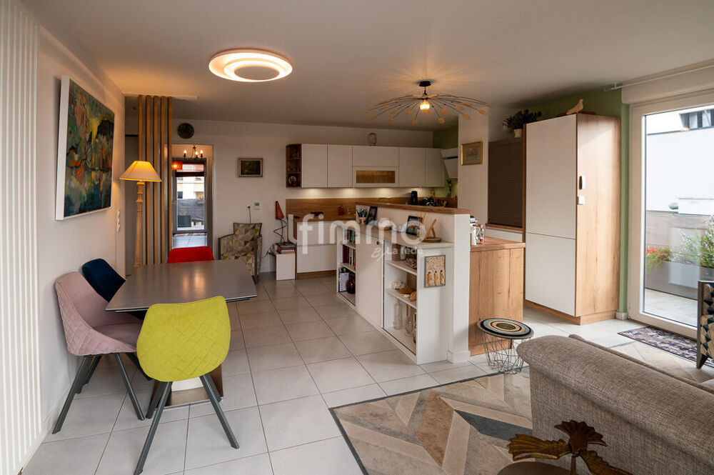 Très bel attique 5 p. 98 m² avec terrasse 58 m² et deux parkings