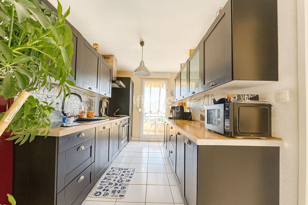 Vente Appartement Appartement 4 pièces avec balcon et garage – Secteur frontalier Saint louis