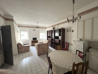  Immeuble � vendre 7 pi�ces 172 m�