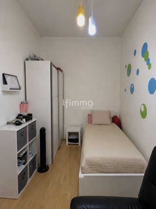  Appartement à vendre 4 pièces 77 m²