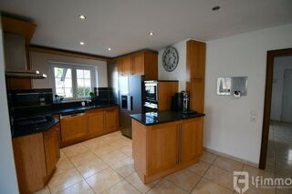  Maison  vendre 6 pices 165 m