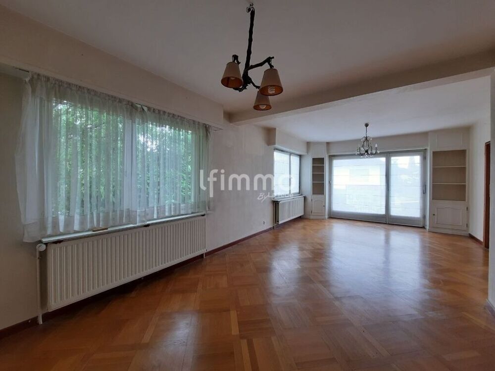 Maison de plain-pied avec terrain constructible sur 8,64 ares