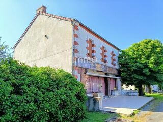  Maison 8 pièces 181 m² Teillet-argenty
