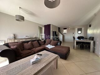  Maison  vendre 4 pices 166 m