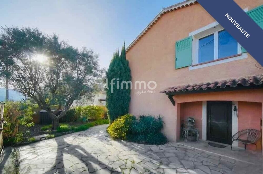 Villa rénovée avec piscine et vue panoramique à Pégomas (06580)