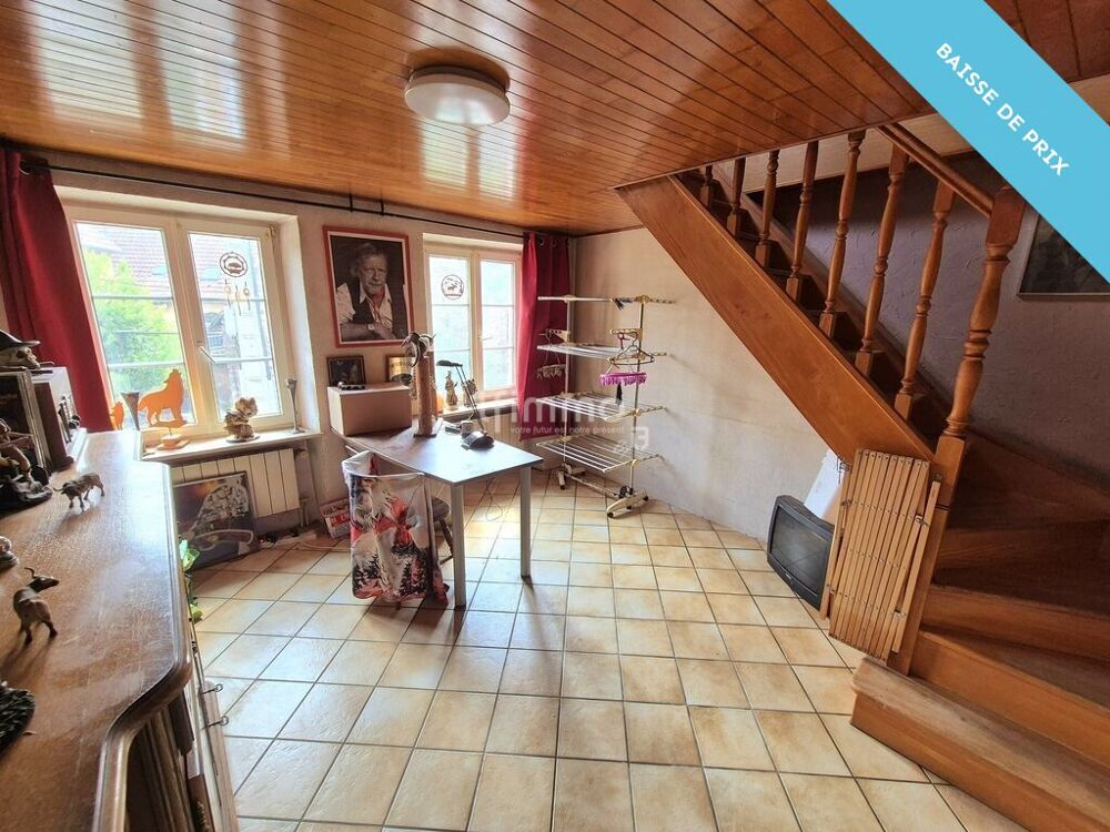 Maison de 121.82 m2 habitables à Niederbronn-les-bains.