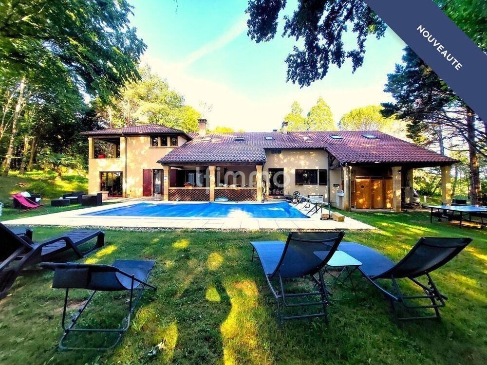 Vente Maison Maison de 263m² sur un terrain de 9980m² au milieu de la nature Manaurie