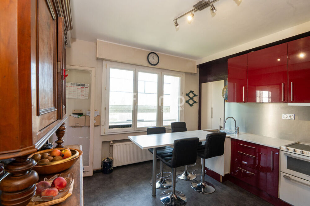 Bel appartement 5 p 113 m² env. à Strasbourg Stockfeld