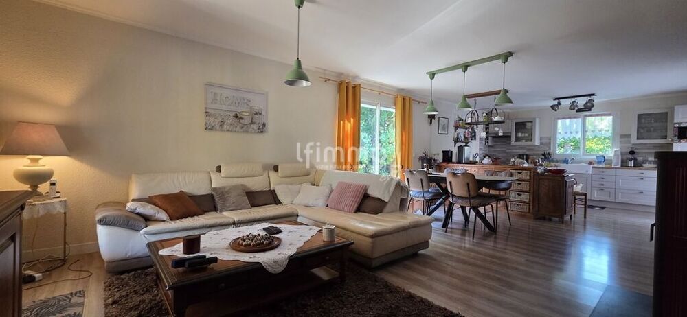 Vente Maison Villa de plain-pied avec piscine et grand terrain arboré Campagne sur aude