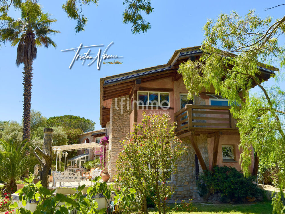 Maison d'exception - 212 m2 en 4 faces - Saint Cyprien Le Golf