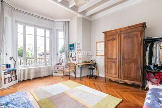  Maison � vendre 15 + pi�ces 350 m�