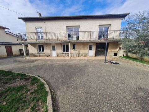   Maison 213m� 6 chambres Terrain 5240m� D�pendances Maison - 9 pi�ce(s) - 212 m�