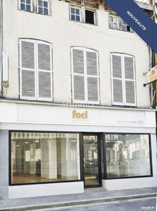  Immeuble à vendre 8 pièces 240 m²