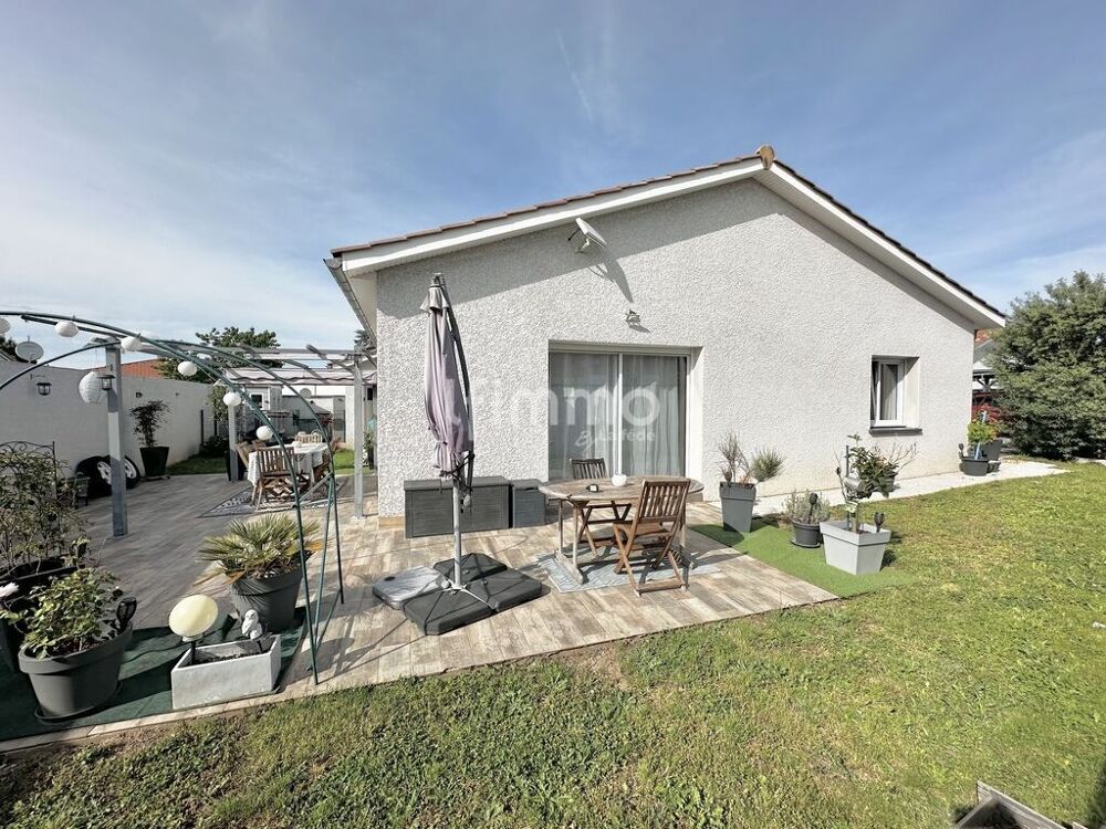 Maison 81m² plain-pied Terrain 421m² Garage cabanon de jardin