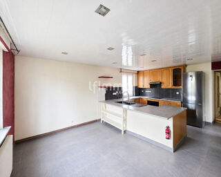  Appartement à vendre 6 pièces 158 m²