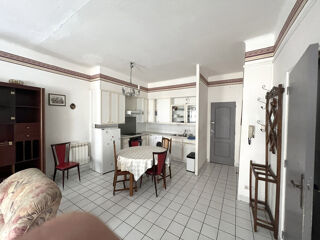  Immeuble � vendre 7 pi�ces 172 m�