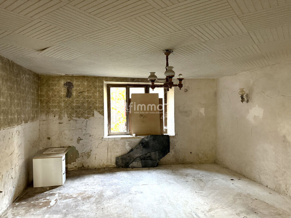 Vends à Gomelange une maison de village de 200 m2