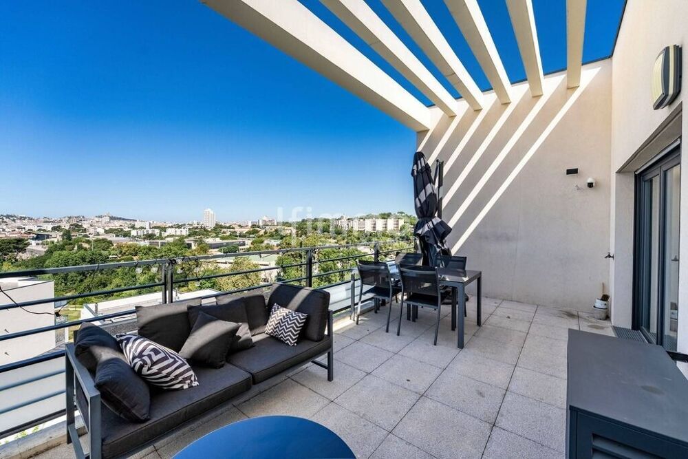 Vente Appartement T4 88m2 +Terrasse de 20M2 et Double Box 35m2 10ème Marseille 10