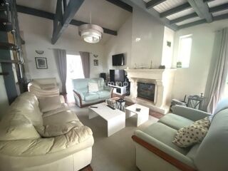  Maison � vendre 6 pi�ces 209 m�