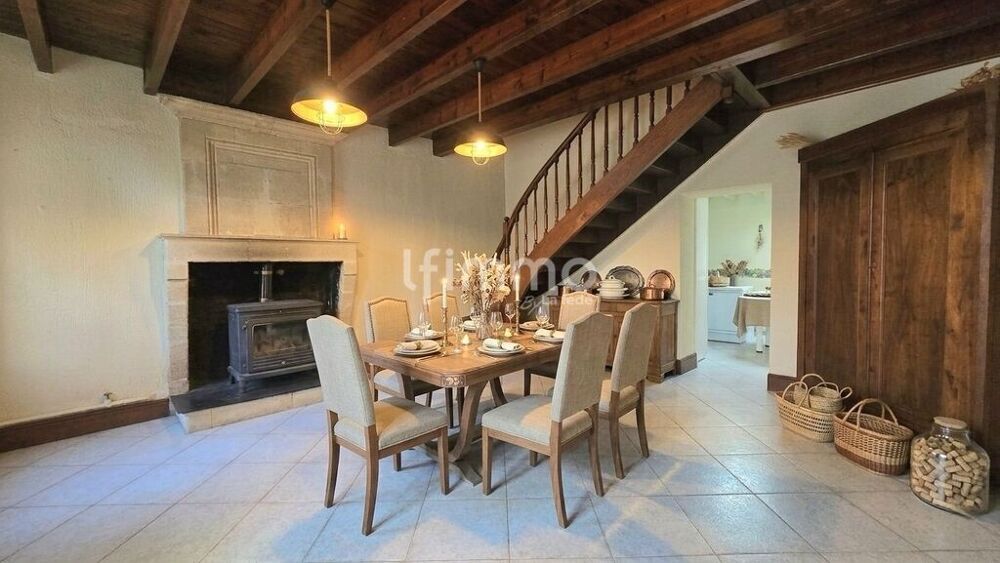 Maison de 280 m2 270 000€ FAI