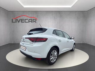 Megane IV M&eacute;gane IV Berline Blue dCi 115 EDC - 21N Business 2021 occasion 45650 Saint-Jean-le-Blanc