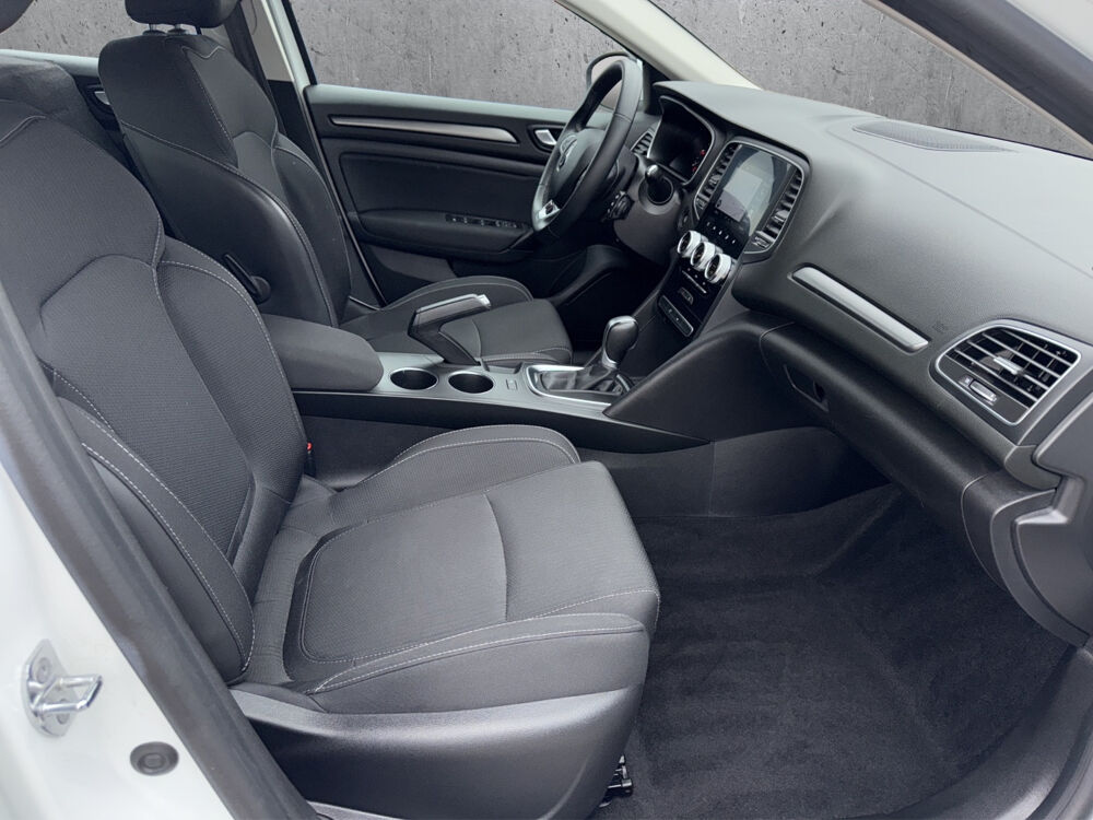 Megane IV M&eacute;gane IV Berline Blue dCi 115 EDC - 21B Business 2021 occasion 45650 Saint-Jean-le-Blanc