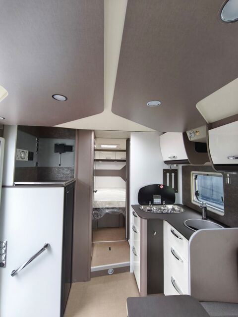 B&Uuml;RSTNER Camping car 2024 occasion Bergerac 24100