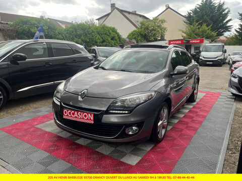 Renault megane iii BERLINE dCi 110 FAP eco2 Bose Euro 5 EDC