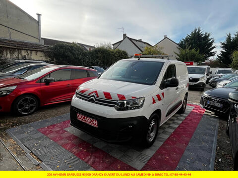 Citroen berlingo Taille M 130 S&S EAT8 Shine BOITE AU