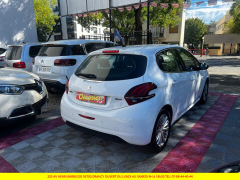 208 1.2 PureTech 110ch S&S EAT6 Allure 2016 occasion 93700 Drancy
