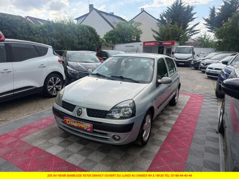 Renault clio ii CLIO 1.4i 16V Privil&egrave;ge Proactive
