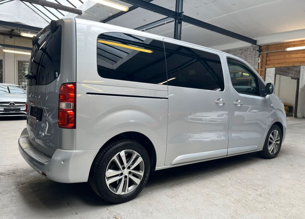 Traveller Standard 2.0 HDi 180ch EAT6 Allure 2016 occasion 85600 Montaigu