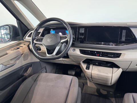 MULTIVAN Multivan Court 1.4 eHybrid 218 DSG6 Life 2022 occasion 85600 Montaigu