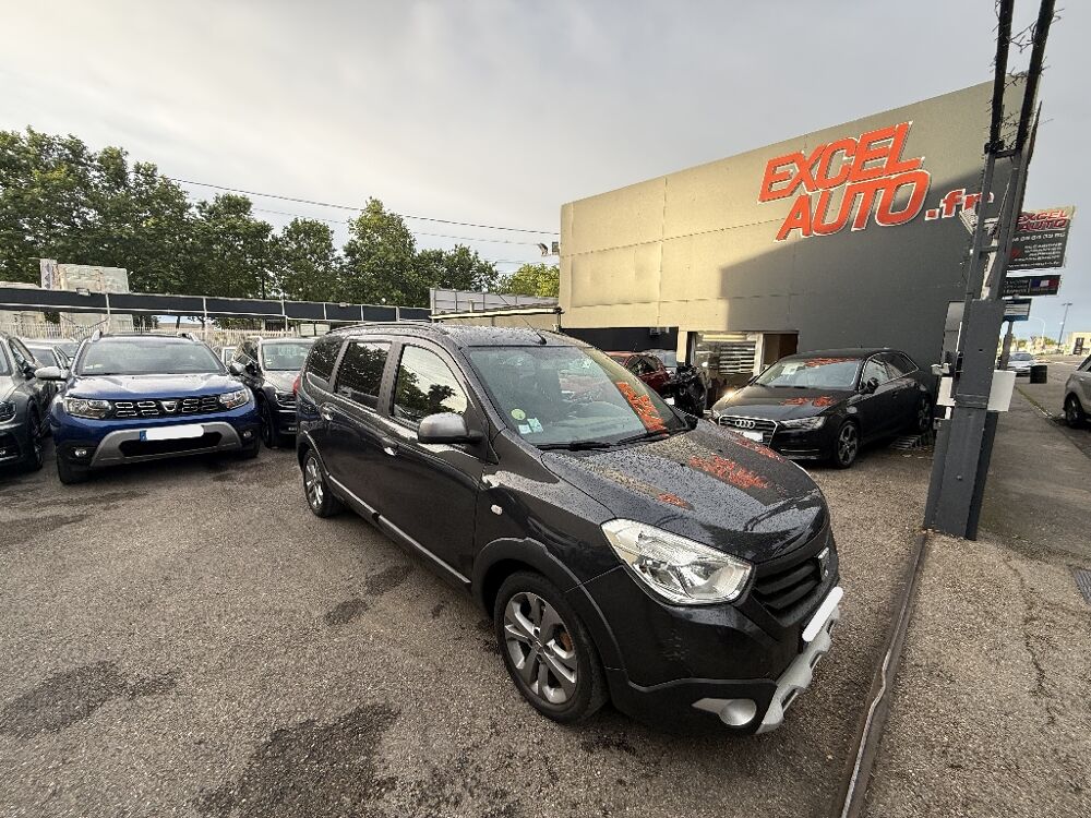 Lodgy dCI 110 7 places Stepway 2016 occasion 30000 N&icirc;mes