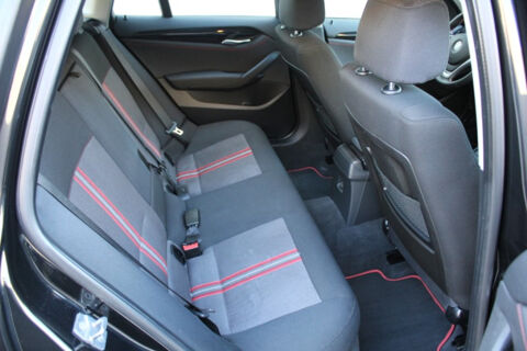 X1 sDrive 18i 150ch Auto. Sportline SIEGCHAUF/PARKSENSOR/BLTH/J 2012 occasion 59280 Armenti&egrave;res