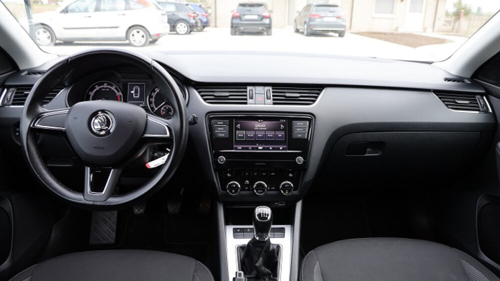 Octavia 1.0 TSI 116ch CARPLAY/REGVIT/PARKSENSOR/JA/GAR12MOIS 2018 occasion 59280 Armenti&egrave;res