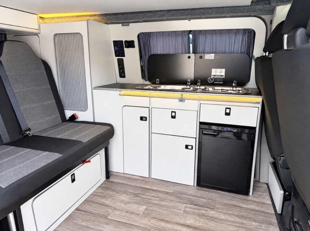 California 2.0 TDI 150 camper van 2021 occasion 85600 Montaigu