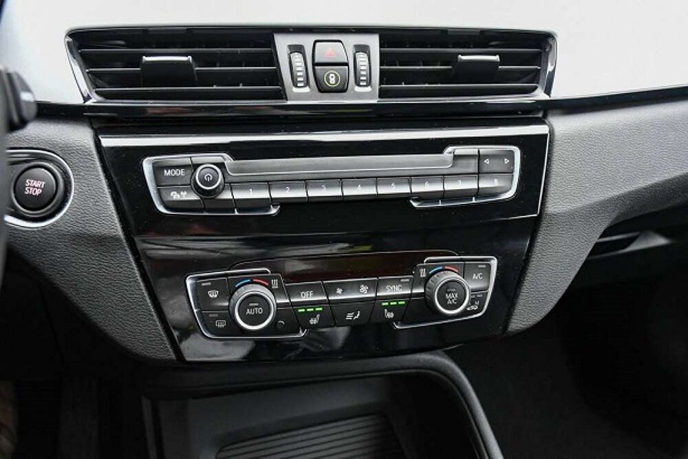 X1 xDrive 25e 220ch Auto CAM/CUIRCHAUF/AFFICHTETHAUT/ATTACHREM/ 2022 occasion 59280 Armenti&egrave;res