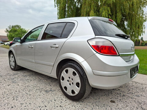 Astra 1.8I 125ch CLIM/REGUL/DISTIBOK/1MAIN/GAR6M 2005 occasion 59280 Armenti&egrave;res
