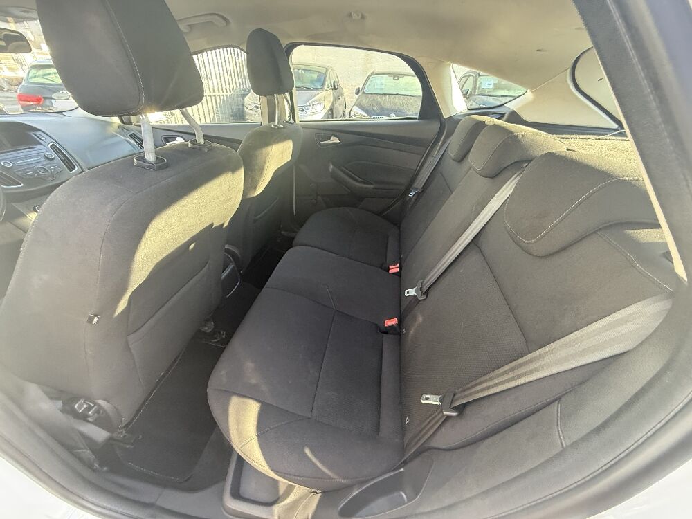 Focus 1.6 TDCi 95 Trend 2015 occasion 30000 N&icirc;mes