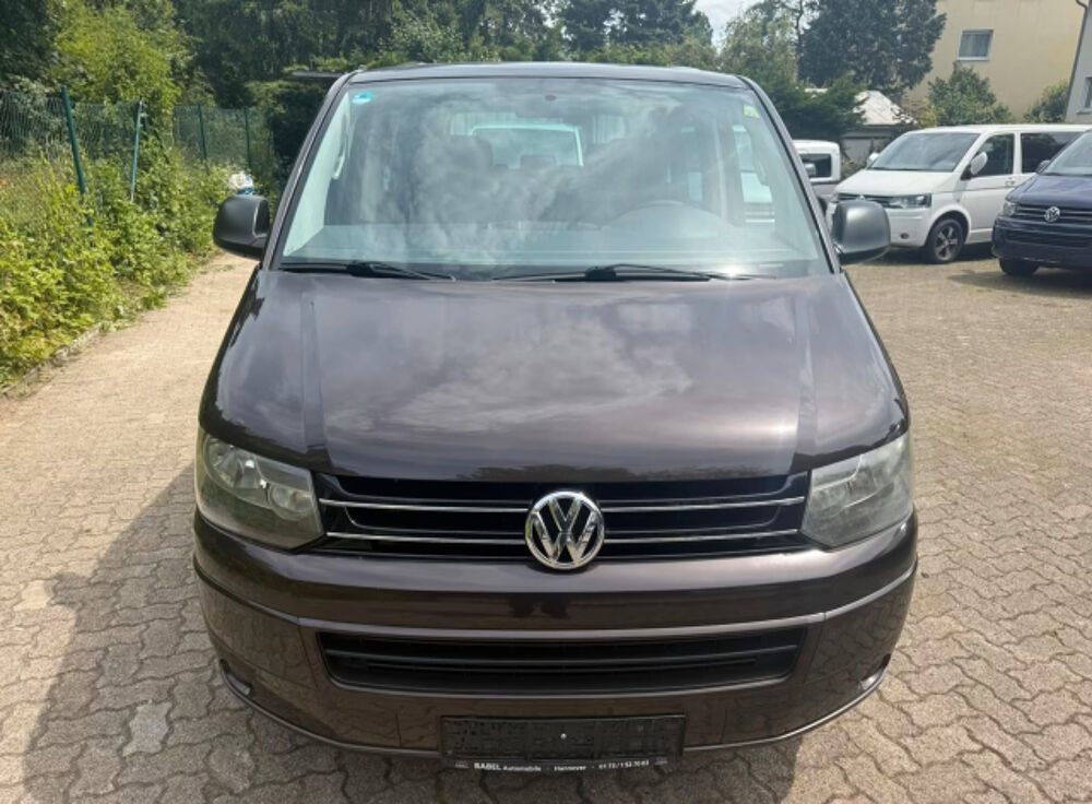 MULTIVAN t5 multivan 2011 occasion 85600 Montaigu